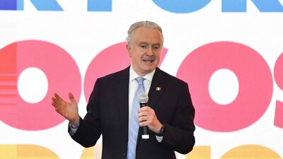 Creel logró que Gálvez se subiera a la contienda