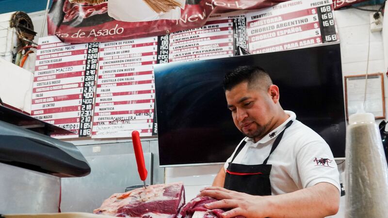 Hay alza histórica en carne de res y cerdo: precio se dispara pese a baja en inflación