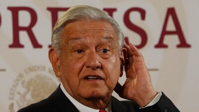 La Comisión de Quejas del INE, le dio 6 horas a AMLO para bajar su conferencia del 5 de mayo