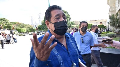 El senador de Guerrero dijo que el caso Ayotzinapa es un verdadero "crimen de Estado"