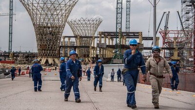 El actual gobierno asegura que la obra ha sido completada en 30%