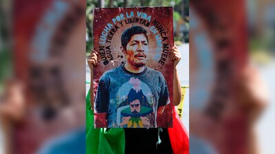 El activista fue trasladado aún con vida al Hospital Comunitario de Jonacatepec, luego se informó que perdió la vida.