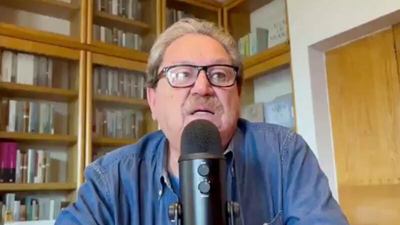 FCE ha tenido actitud antimachista y no discriminatoria del valor de las mujeres: Taibo II