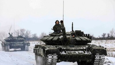 La ocupación de Donetsk y Lugansk con tropas rusas podría interpretarse como una intervención militar.