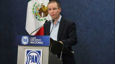 El dirigente panista afirma que su dinero es producto del trabajo honesto de tres generaciones