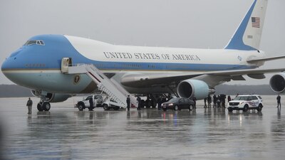 Este es el avión que actualmente transporta a los presidentes estadounidenses