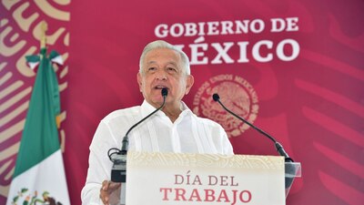 También anunció que se construirán 10 parques industriales en todo el corredor del Istmo de Tehuantepec.