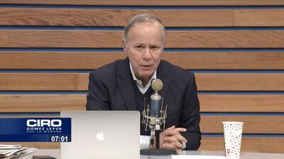 La jefa de Gobierno Claudia Sheinbaum detalló que habló con el periodista para brindarle protección