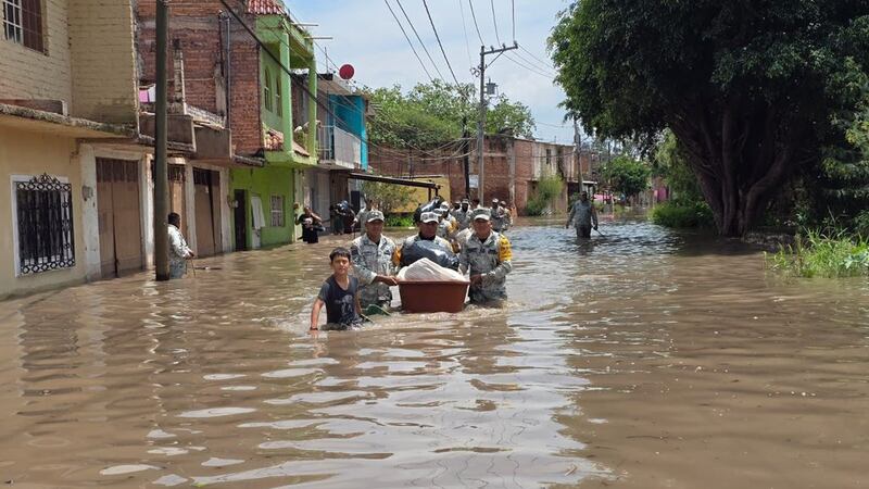 Desbordamiento del río Lerma deja cientos de viviendas inundadas en Jalisco y Guanajuato