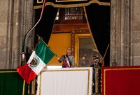 Sheinbaum hace historia: incluye a cadetes mujeres y destaca a heroínas en su primer Grito