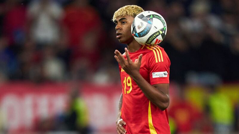 Denuncian a Lamine Yamal por presunto uso de personas con enanismo en su fiesta de cumpleaños