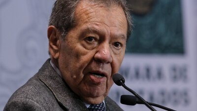 Dijo que confía en que la Suprema Corte no cancelará la democracia mexicana