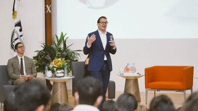 El emecista destacó que la poca vivienda que se ha hecho se ha construido con las trabas de la burocracia