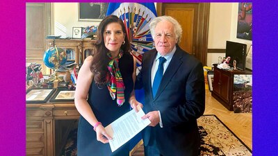 Entregó la carta al secretario de Organización de los Estados Americanos