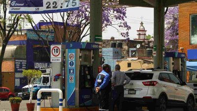 El estímulo fiscal se ha mantenido al 100 por ciento para todas las gasolinas desde marzo