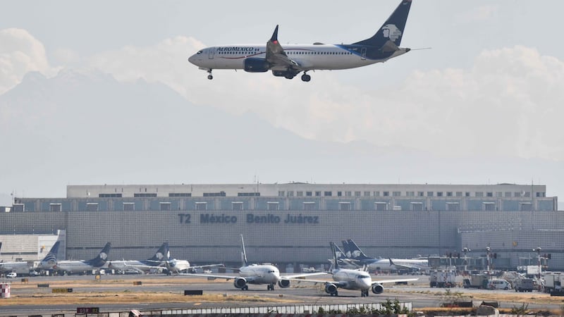 Regresarán 6 horarios a aerolíneas estadounidenses en el AICM