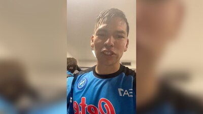 En el vestidor del Napoli, el 'Chucky' encabezó los festejos del campeonato