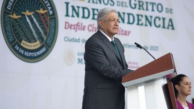 El presidente durante el Desfile Cívico Militar