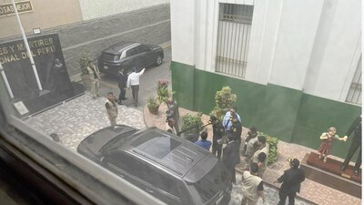 El presidente Padre Castillo fue detenido y trasladado a la Prefectura de Lima.