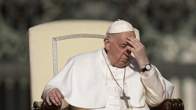 El papa padece varias enfermedades