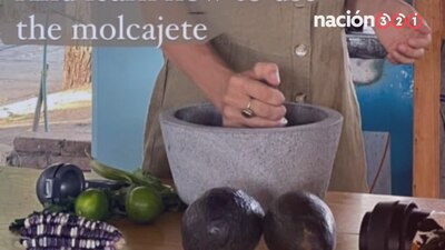 La mujer ofrece este servicio por mil pesos