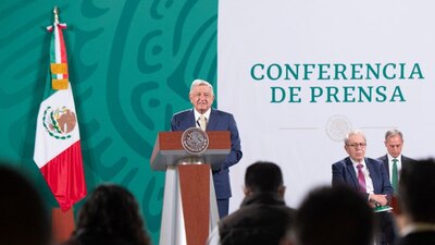 El mandatario dijo que seguirá denunciando lo que a su parecer es un delito electoral