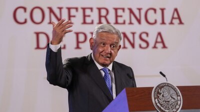 AMLO afirmó que al presidente de Perú no le dieron permiso de viajar