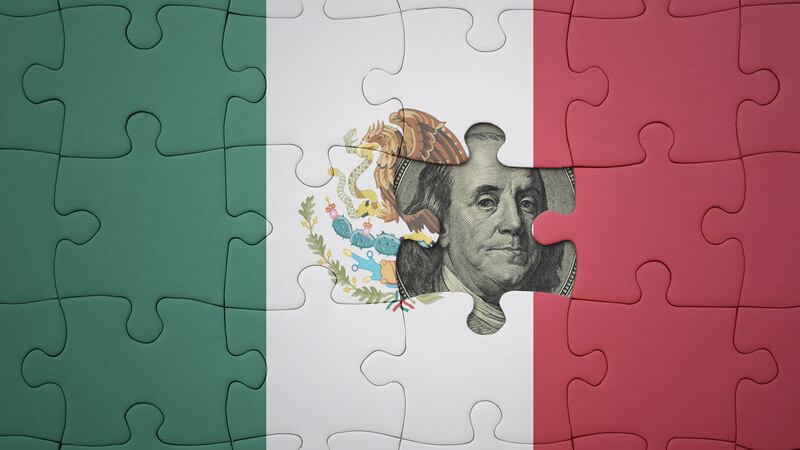 ¡Vuelve el ‘superpeso’! Moneda mexicana se aprecia frente al dólar y regresa a 19.89 unidades