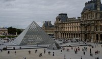 Asalto millonario: en 7 minutos, ladrones se llevan joyas de gran valor del Museo de Louvre
