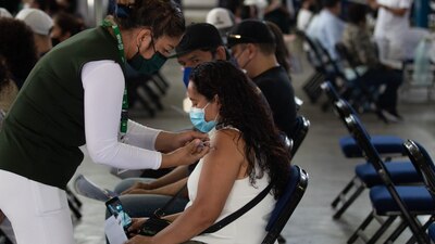 El gobierno de la CDMX da a conocer sedes para vacunación de 40 a 49 años en estas alcaldías