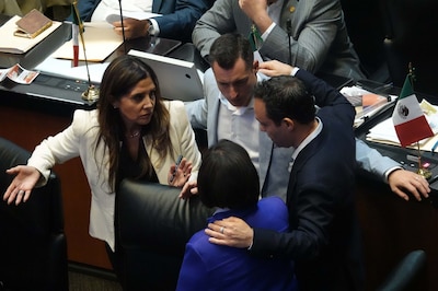 Senadores de oposición no están de acuerdo con la aprobación de la reforma