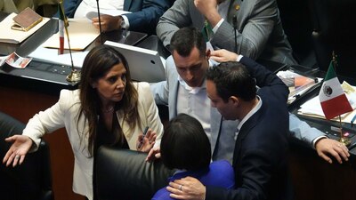 Senadores de oposición no están de acuerdo con la aprobación de la reforma