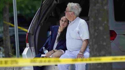 Las dos personas que resultaron heridas fueron trasladadas a un hospital de la zona