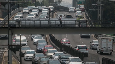Para agilizar la circulación y facilitar transporte público a zonas alejadas, se construirán tres nuevos puentes vehiculares en la CDMX