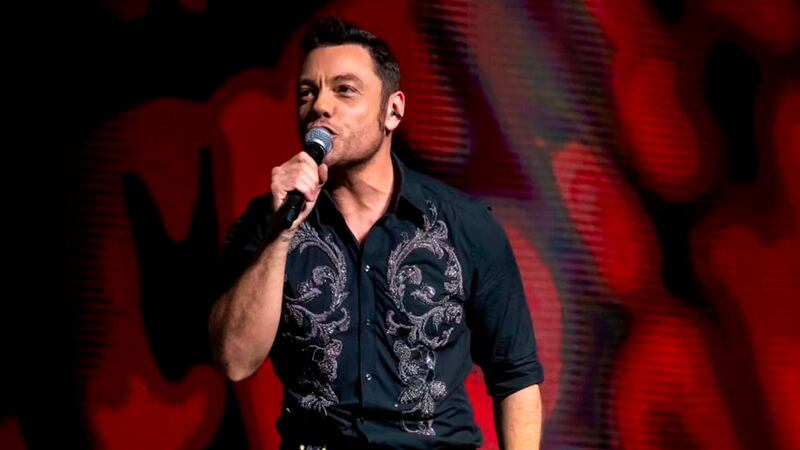 ¿De qué va la tendencia por la que Tiziano Ferro volvió a ser popular en redes sociales?
