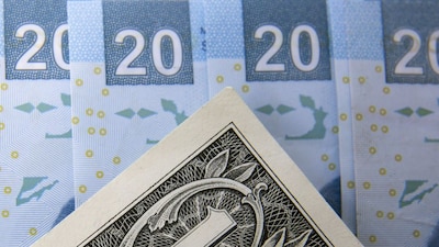 El tipo de cambio escala nuevamente hacia el techo de los 20 pesos por dólar