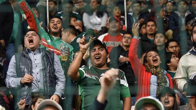 Le entregaron desde 5 mil hasta 200 mil pesos, por lo que escapó con más de 2 millones