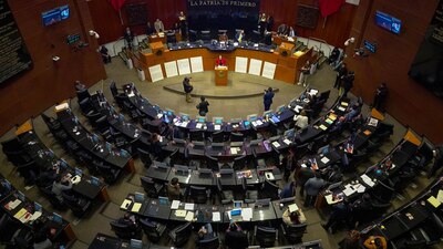 Cada Poder que conforma el Congreso de la Unión debe presentar a 5 evaluadores