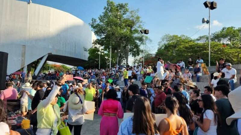 Vecinos protestan contra la construcción del Museo Nacional Olmeca en Tabasco
