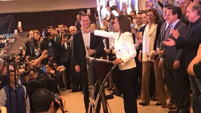 Josefina Vázquez Mota tomó protesta como candidata del PAN a la gubernatura del Edomex