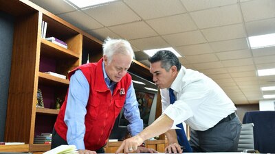 Criticó que los políticos no se acercaron a arropar a ningún candidato