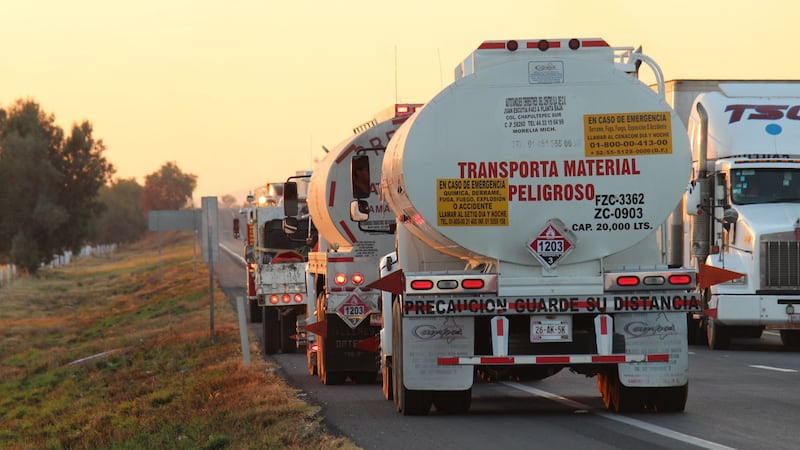 Reportan explosión en ductos de Pemex, en Villagrán, Guanajuato
