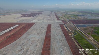 Así lucen las próximas pistas del Nuevo Aeropuerto de México, las cuales tendrán una longitud de 5 kilómetros