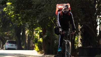 El hombre afectado trabaja en una empresa de embutidos y carnes frías