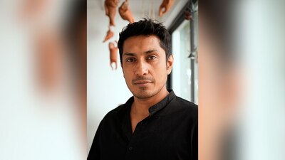 Es hora de pagar la deuda con los viejos abuelos, escribió el actor mexicano