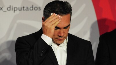 Afirmó en redes sociales que Renato Sales es quien está detrás de los audios