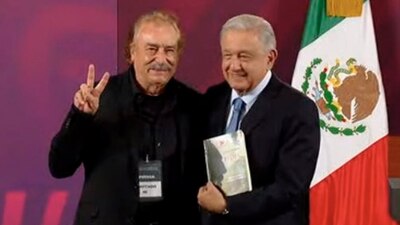 Fue director de Le Monde Diplomatique de 1990 a 2008