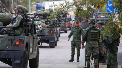 Entre las reformas publicadas en el Diario Oficial está el decreto que permite a la Sedena operar su propia aerolínea