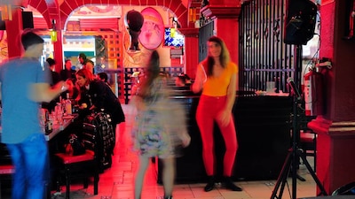 En bares de la CDMX se implementará un protocolo contra la violencia de género