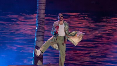 Cientos de fans se quejaron por no poder acceder al Estadio Azteca para ver a Bad Bunny porque sus boletos habían sido clonados